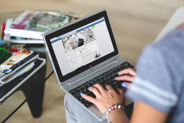 facebook ноутбук