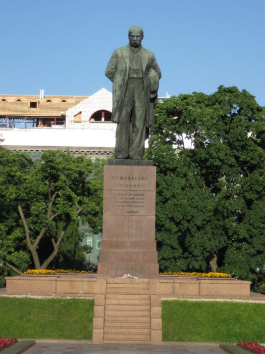 Памятник Т.Г.Шевченко Киев