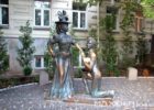 Памятник "За двумя зайцами" Киев