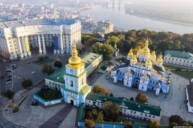 Киев с высоты, Михайловская площадь, Министерство иностранных дел Украины