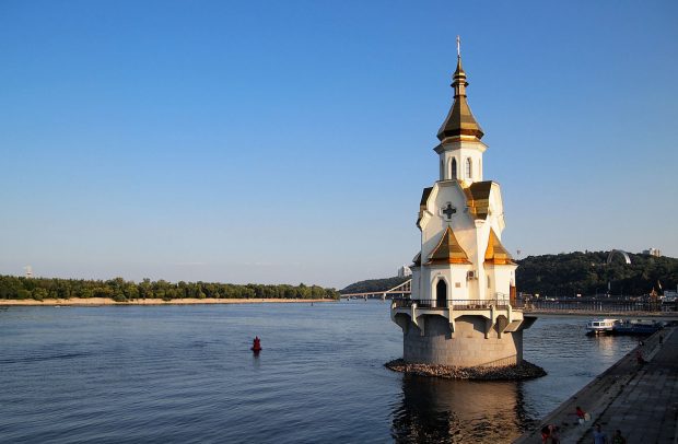Храм святителя-чудотворца Николая на водах