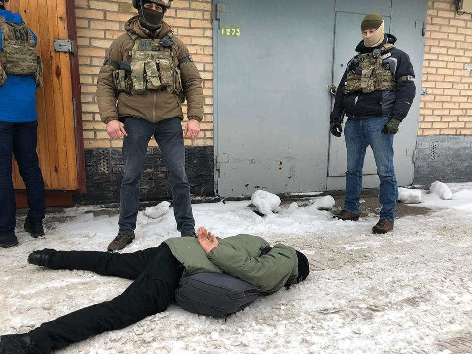 В Киевской области бывший сотрудник донецкой СБУ с сыном организовали "похищение" родственника