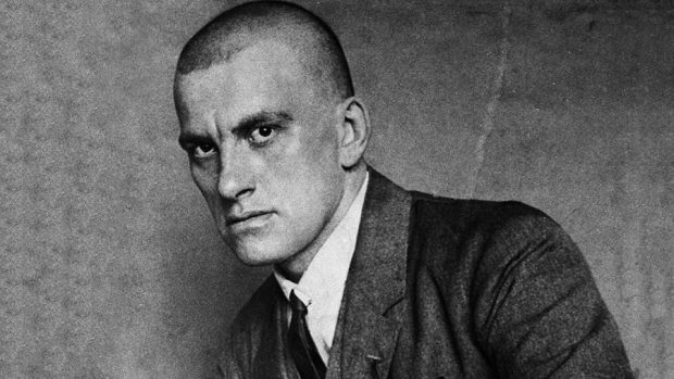 поэт Владимир Маяковский