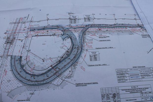 В 2019 году планируют полноценно восстановить двустороннее движение по улице Бальзака