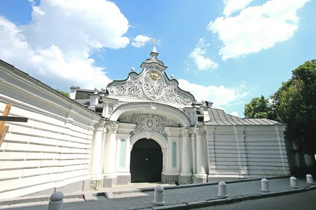 Брама Заборовского на Георгиевском переулке
