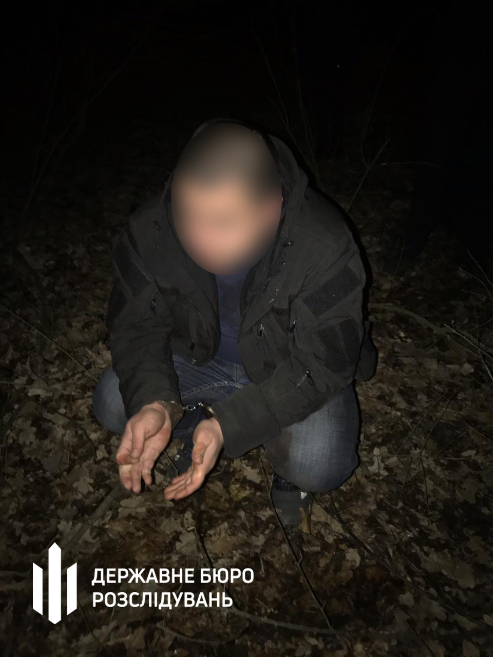 В Киеве пьяный полицейский ранил ножом своего коллегу
