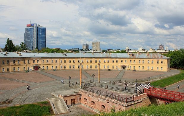 Старинная киевская крепость