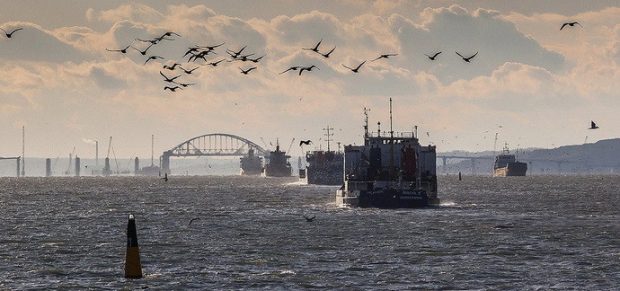 Трибунал ООН по морскому праву обязал Россию отпустить захваченных моряков