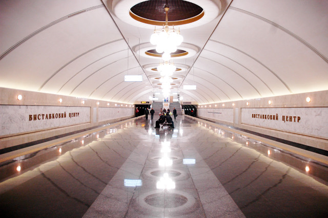 Выход из станции метро «Выставочный центр» реконструируют со строительством подземного перехода