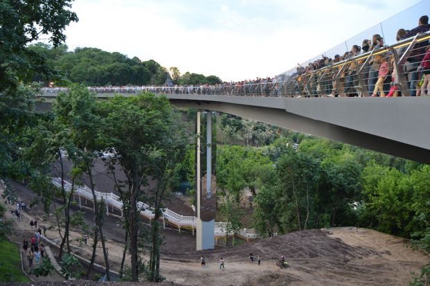 На открытии моста, Киев