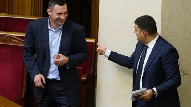 Гройсман решил не рассматривать увольнение Кличко