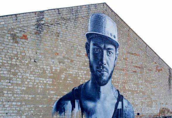 Мурал "Парень в кепке"