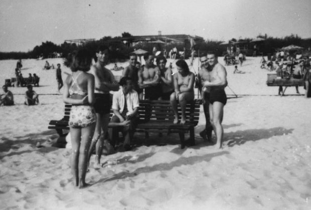 Труханов остров. Пляж. 1942 год