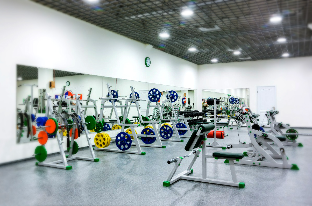 Фитнес клуб гора. Звенигород Академия спортклуб. Фантастика фитнес клуб. Фитнес клуб в Бухаре. Велс класс фитнес-клуб.