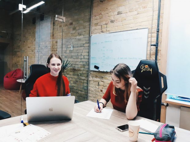 Angliz, школа английского языка в Киеве