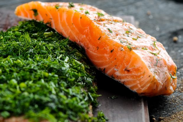 Свежая рыба и морепродукты