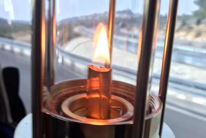 УПЦ МП зовет прихожан в храм возле Лавры за Благодатным огнем
