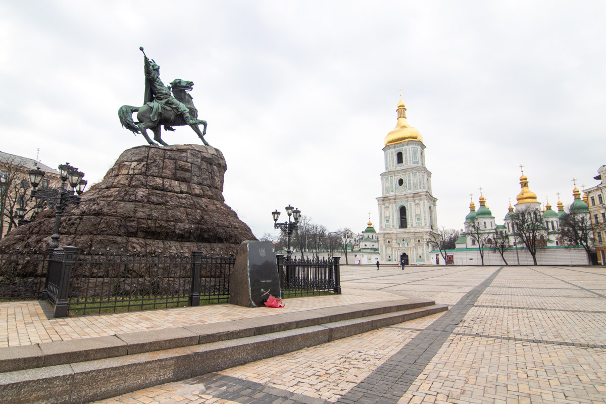 Софийская площадь в киеве