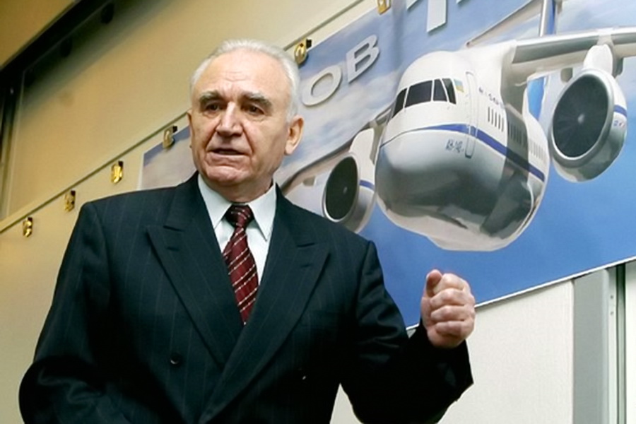 Петр Балабуев