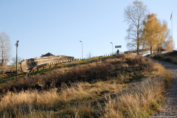 Бобслейный трек