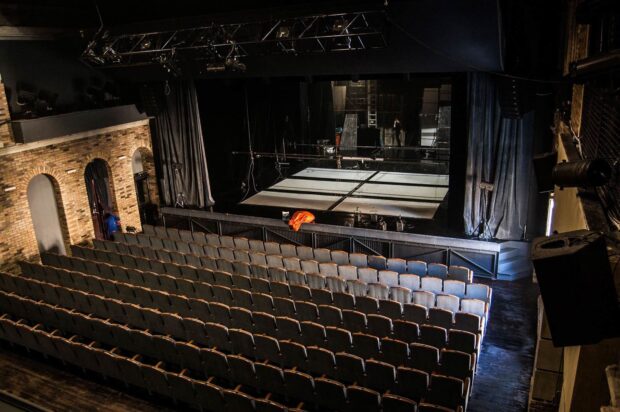 Киевский национальный академический «Молодой театр»