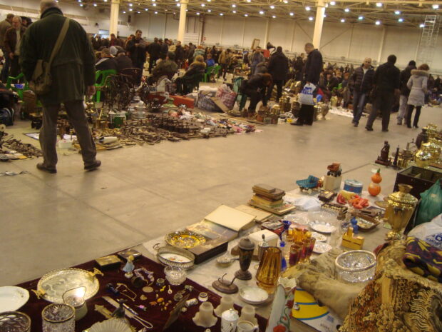 Барахолка на Почайной
