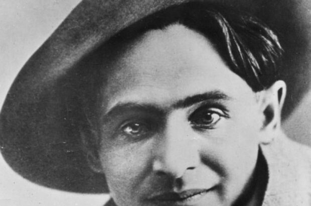 Лесь Курбас