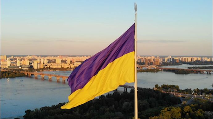 Над Киевом поднимут морозостойкий флаг Украины (видео)
