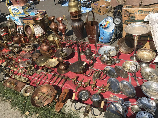 "Слеты" коллекционеров на Левобережной