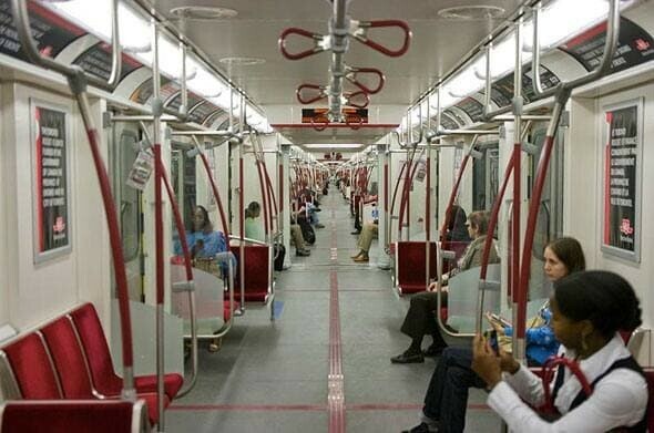 В киевском метро появятся сквозные вагоны