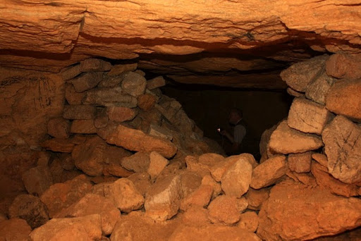 Киевские пещеры