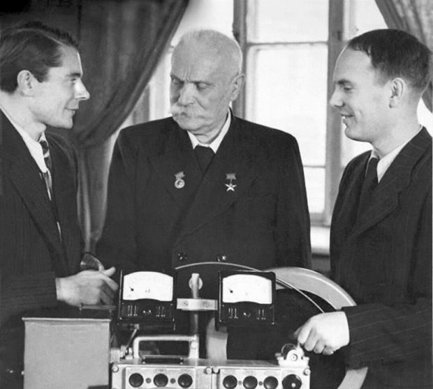 Евгений Патон