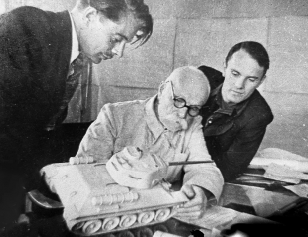 Патон с коллегами