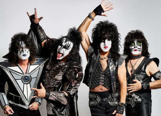 kiss