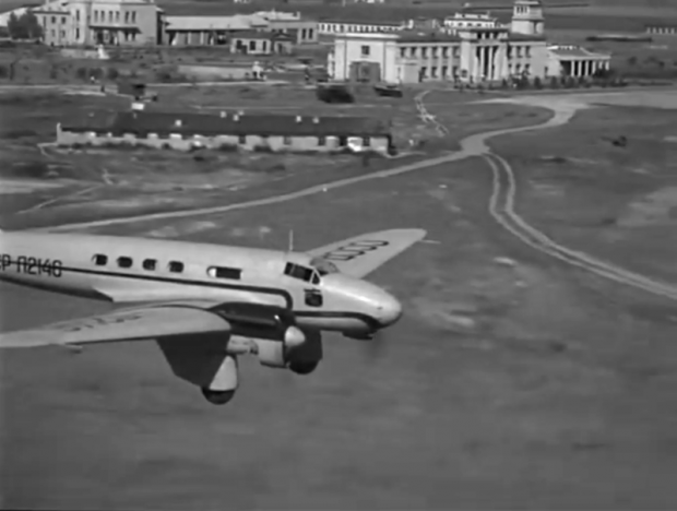 Літак ПС-89 над аеродромом Київ-Бровари, 1940 р.