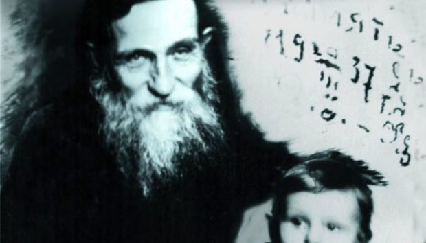 Священник Александр Глаголев