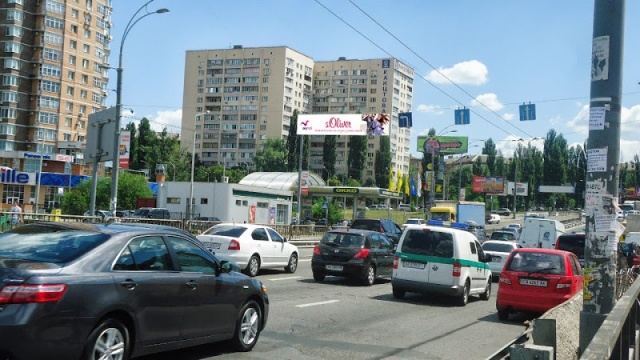 Радиорынок и село внутри города: чем интересны Караваевы дачи