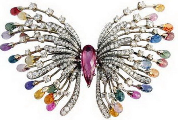 Брошка-метелик