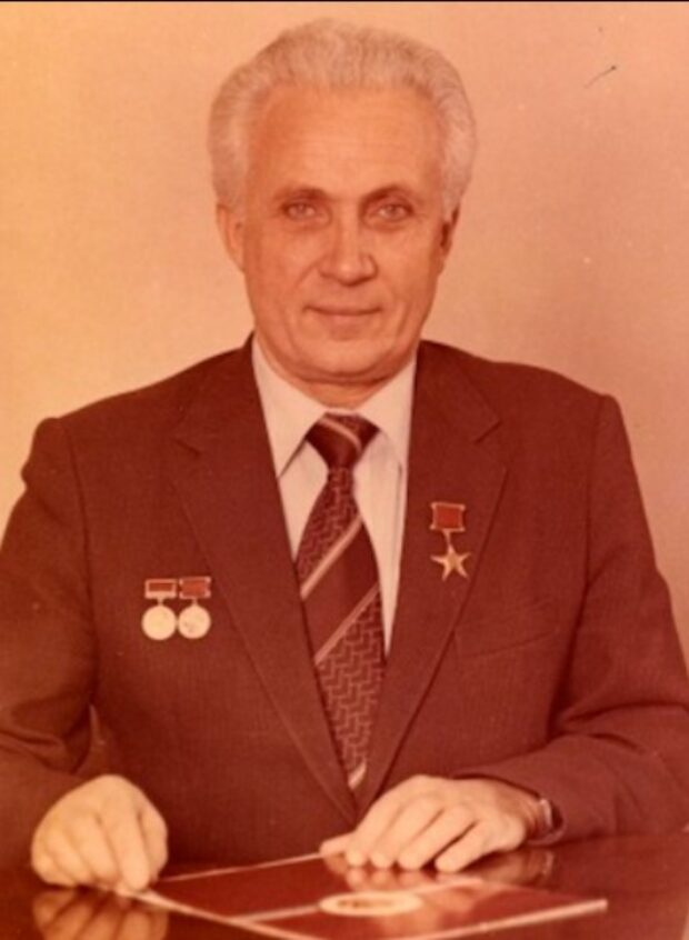 Аполлинарий Незабитовский - гендиректор Киевского НПО “Электронмаш”