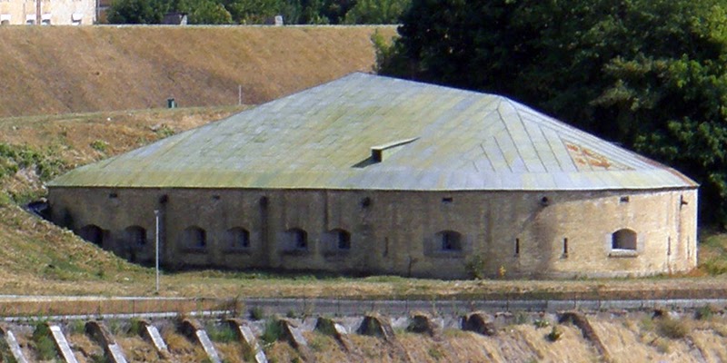 Косой капонир, Киев