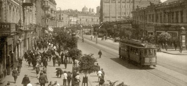 Дитинство і знаки долі