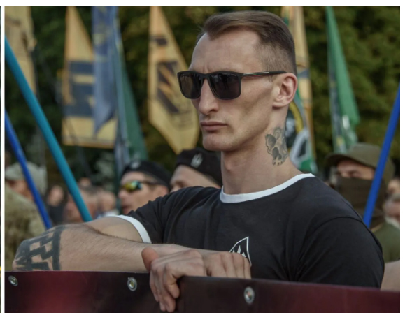 Артем Азаров