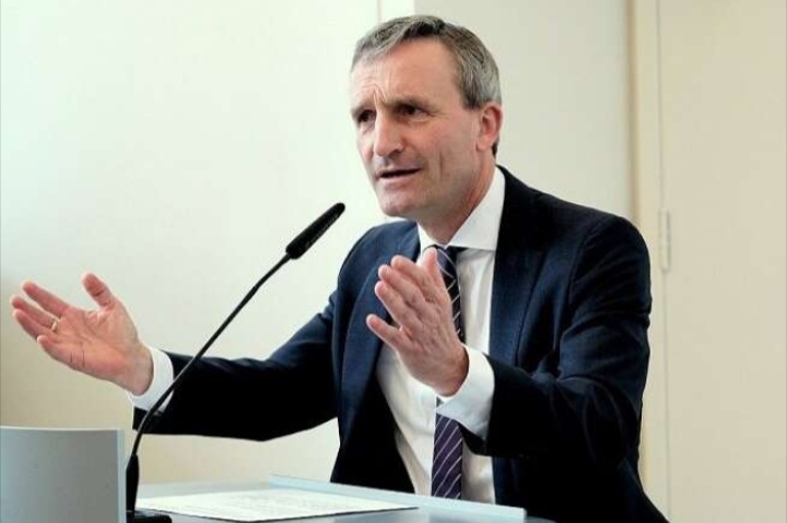 Колишній мер Німеччини сумнівається у масштабі воєнних злочинів росії в Україні