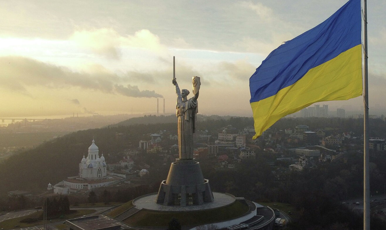 Україна подає заявку на вступ до НАТО у пришвидшеному порядку — Зеленський