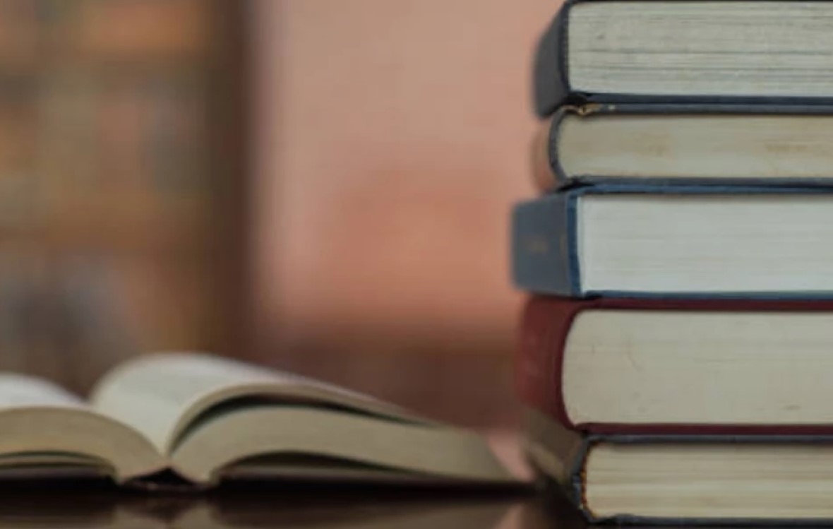 Книгарня “Сяйво” пропонує віддавати російськомовні книжки