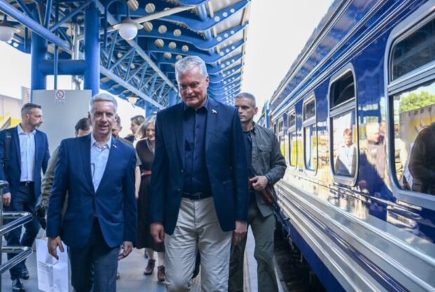 Гітанас Науседа