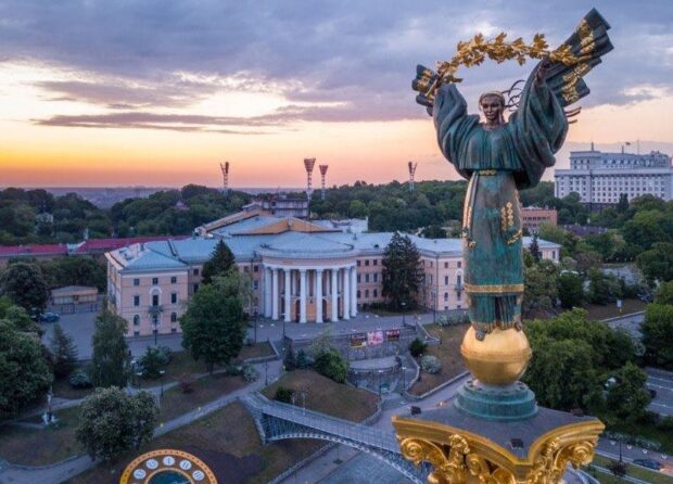 Україна
