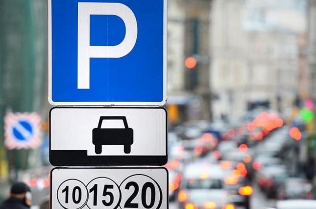 У столиці затверджено програму розвитку паркувального простору: чого чекати водіям