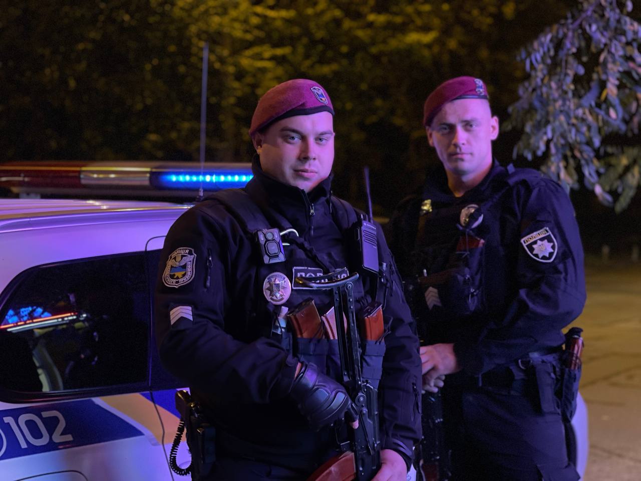 Поліцейські вручили понад 70 повісток чоловікам, які порушували комендантську