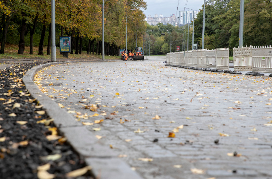 Стало відомо, коли відкриють рух на Подільському узвозі